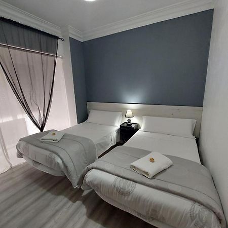 Pension Saint Mateo โลโกรโญ ภายนอก รูปภาพ