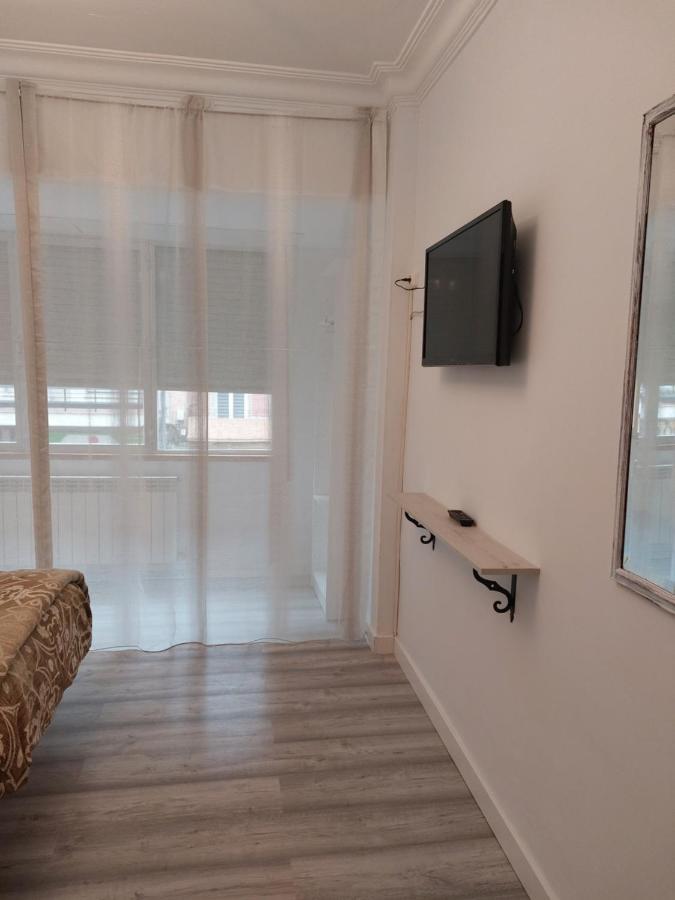 Pension Saint Mateo โลโกรโญ ภายนอก รูปภาพ