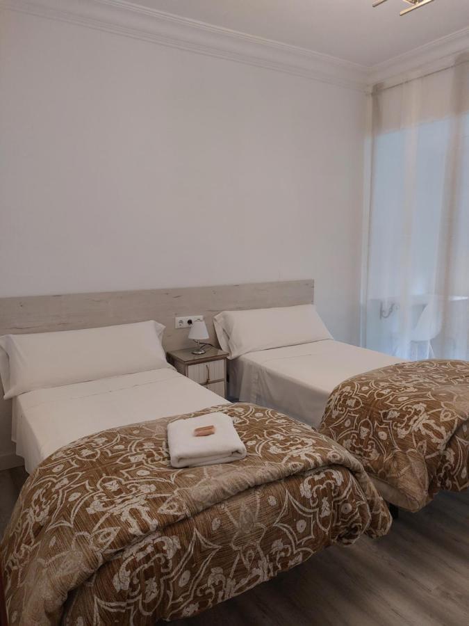 Pension Saint Mateo โลโกรโญ ภายนอก รูปภาพ